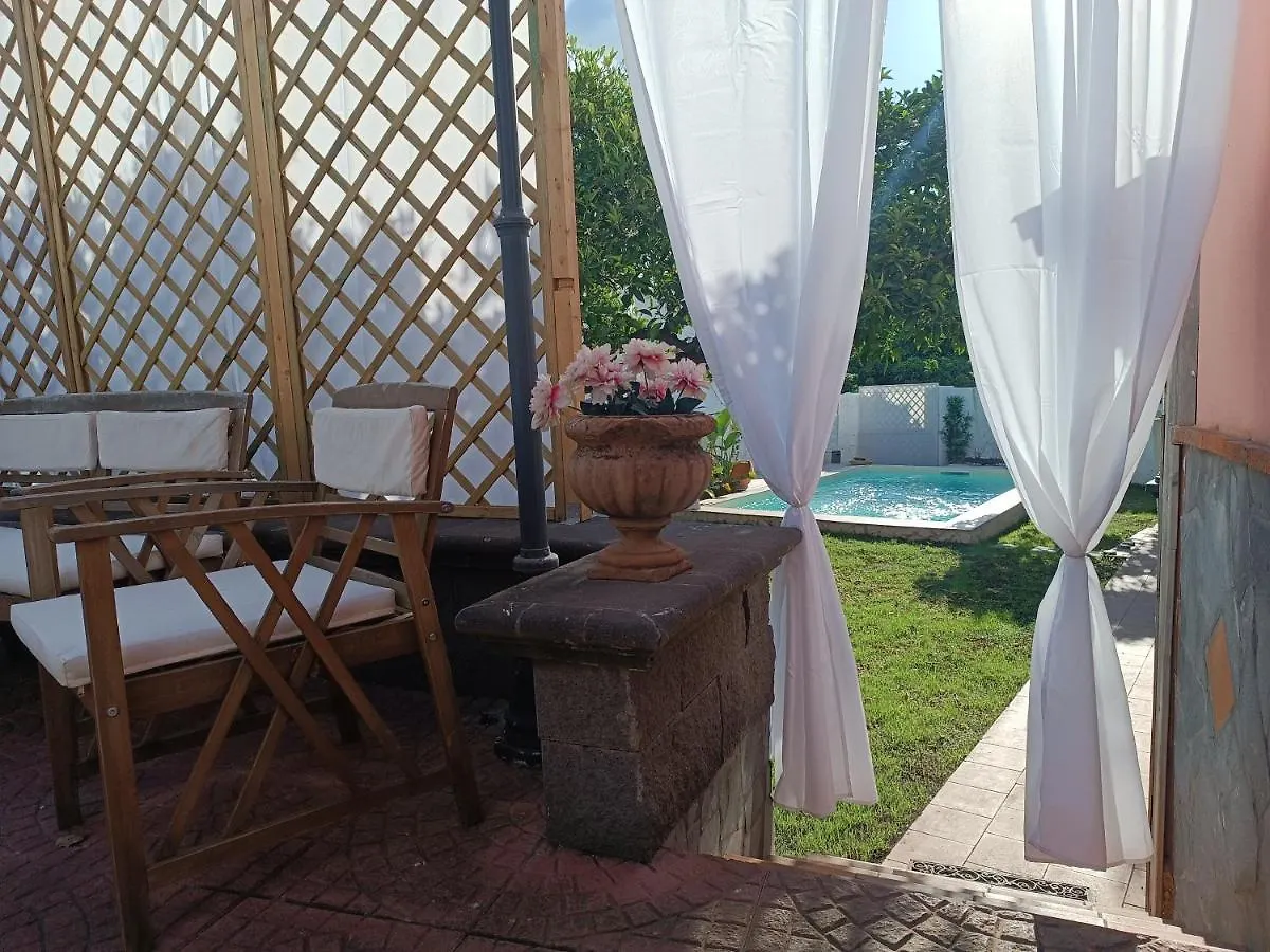 Casa Vacanze Noemi Riposto 0*,  Italia