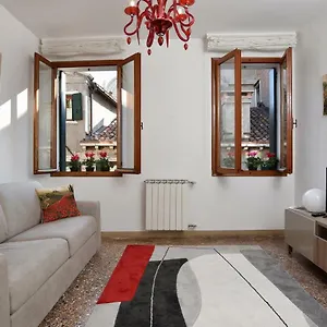 appartamento-fabris.hotelslidodijesolo.com/